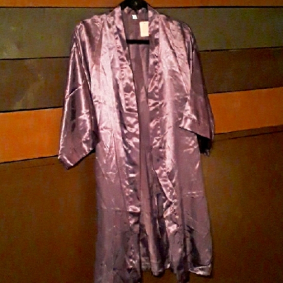 Beautiful Purple 3/4 Sleeve Belted Robe - Picture 1 of 11